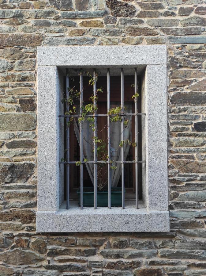 Vinarius, Posada Rural Castellanos de Villiquera 外观 照片