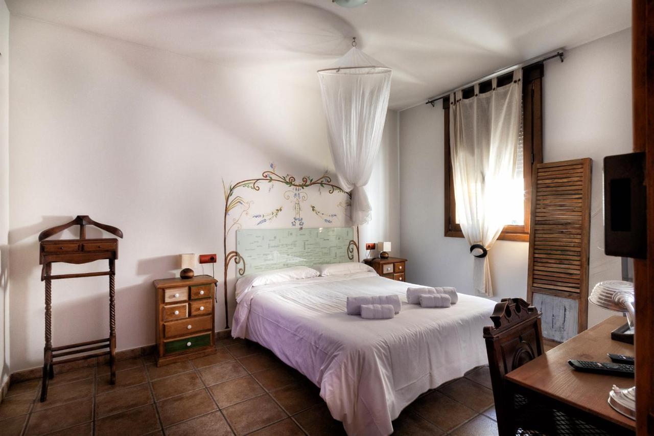 Vinarius, Posada Rural Castellanos de Villiquera 外观 照片