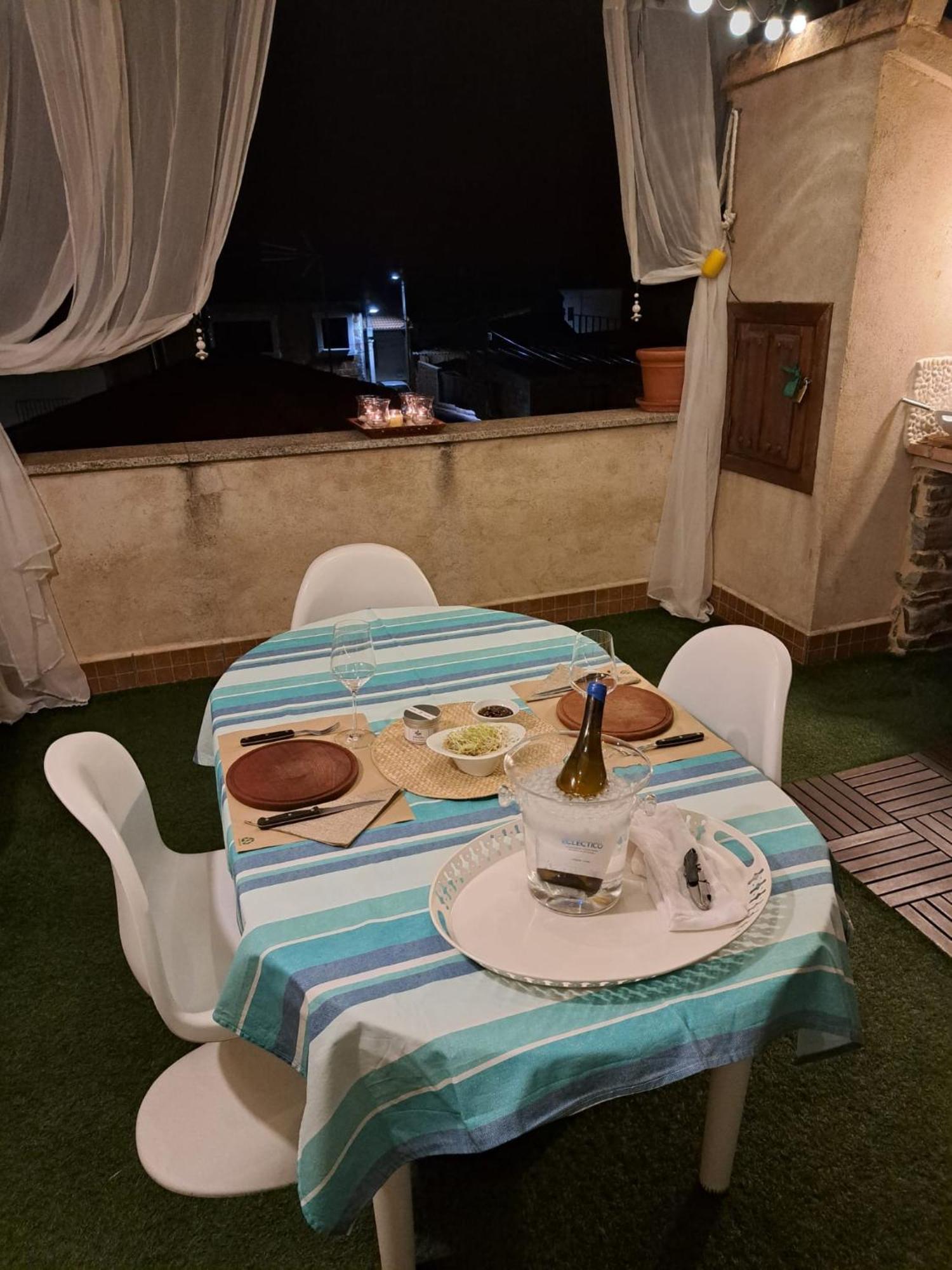 Vinarius, Posada Rural Castellanos de Villiquera 外观 照片